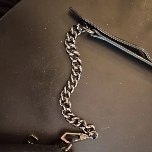 Mini 5 Zip Crossbody With Zipper Details - Picture 4 of 15